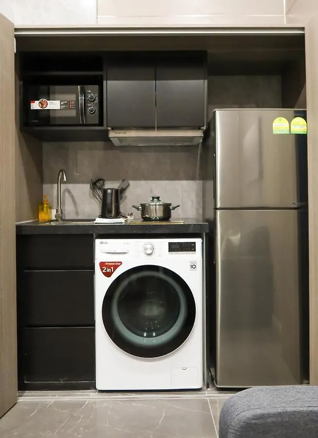 סינגפור Recharge Studio Apartment & Suites 0*,
