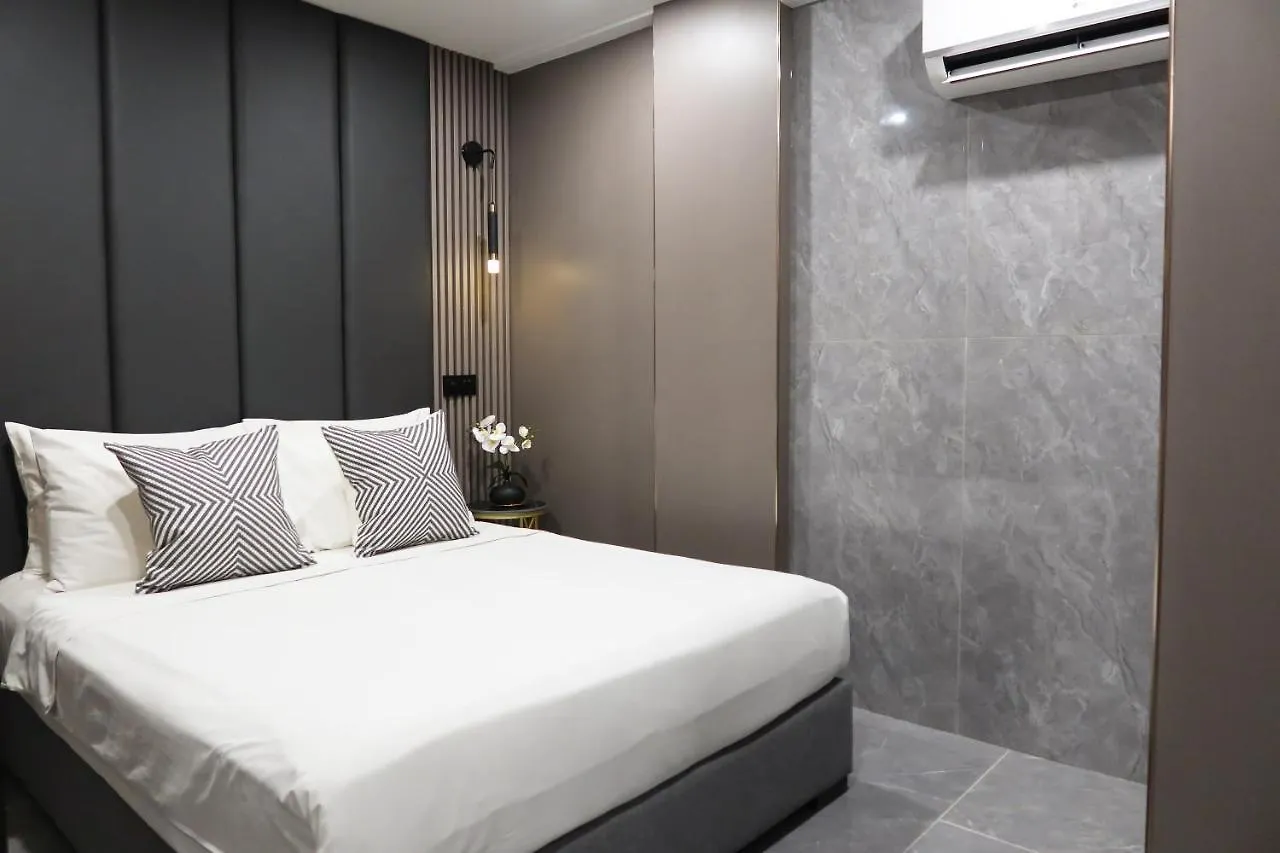 סינגפור Recharge Studio Apartment & Suites