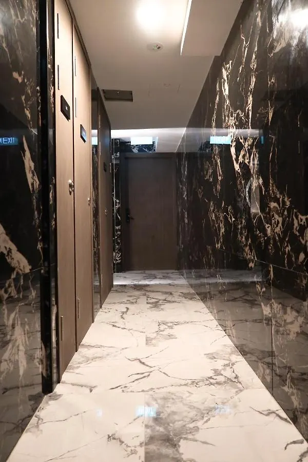 סינגפור Recharge Studio Apartment & Suites