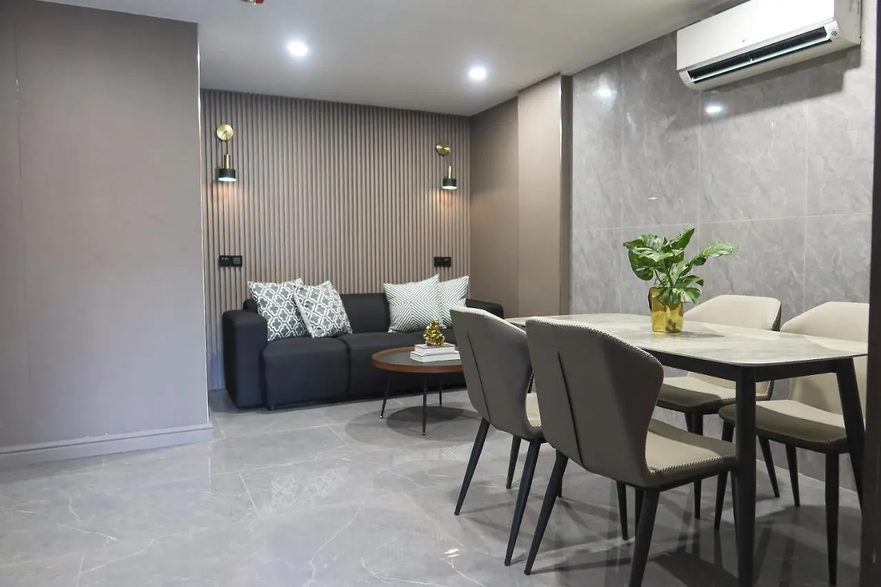סינגפור Recharge Studio Apartment & Suites