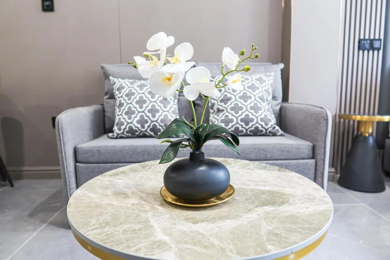 סינגפור Recharge Studio Apartment & Suites