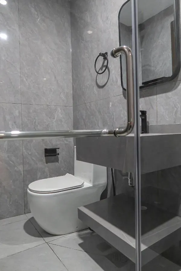 סינגפור Recharge Studio Apartment & Suites