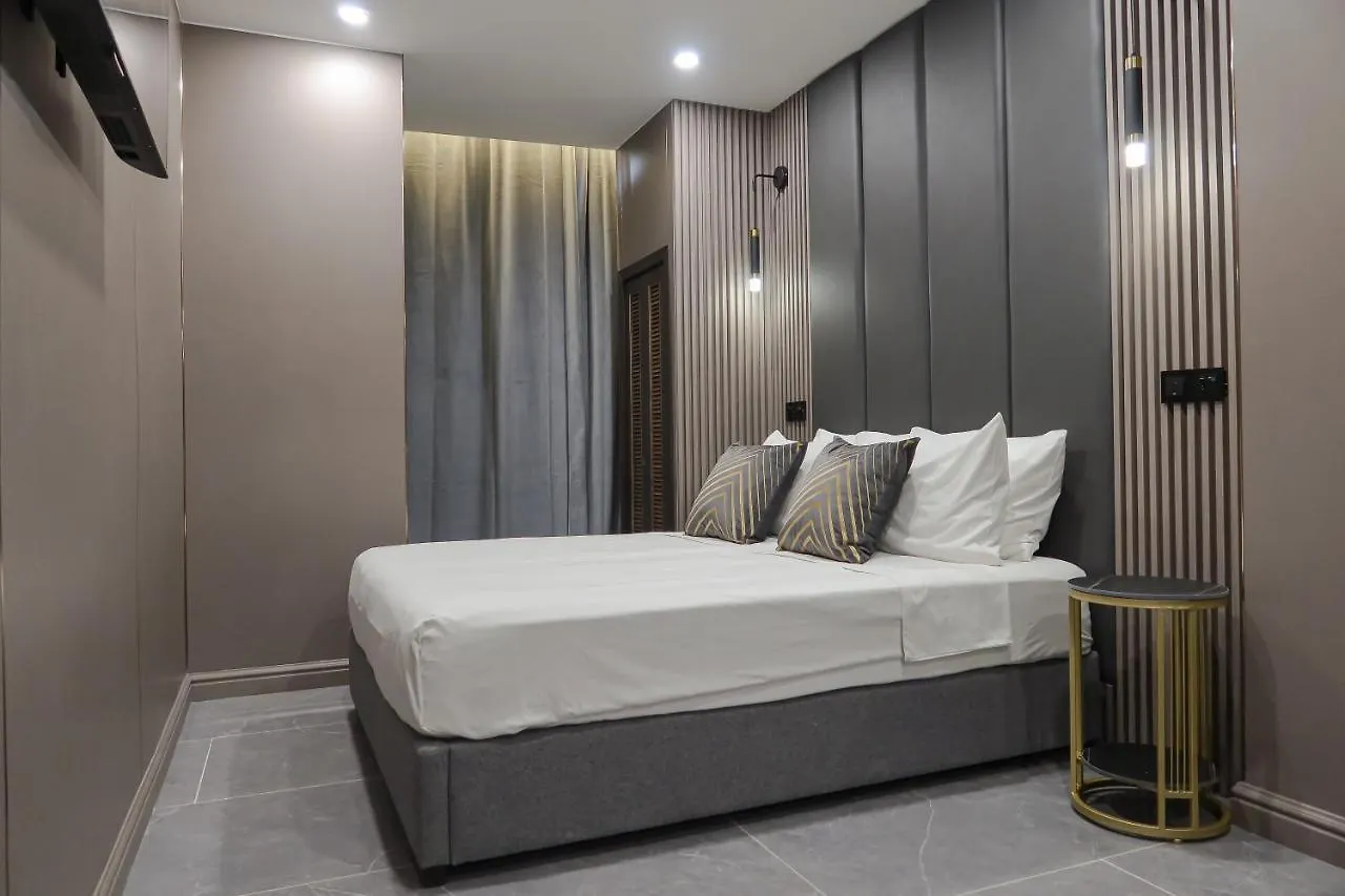 סינגפור Recharge Studio Apartment & Suites
