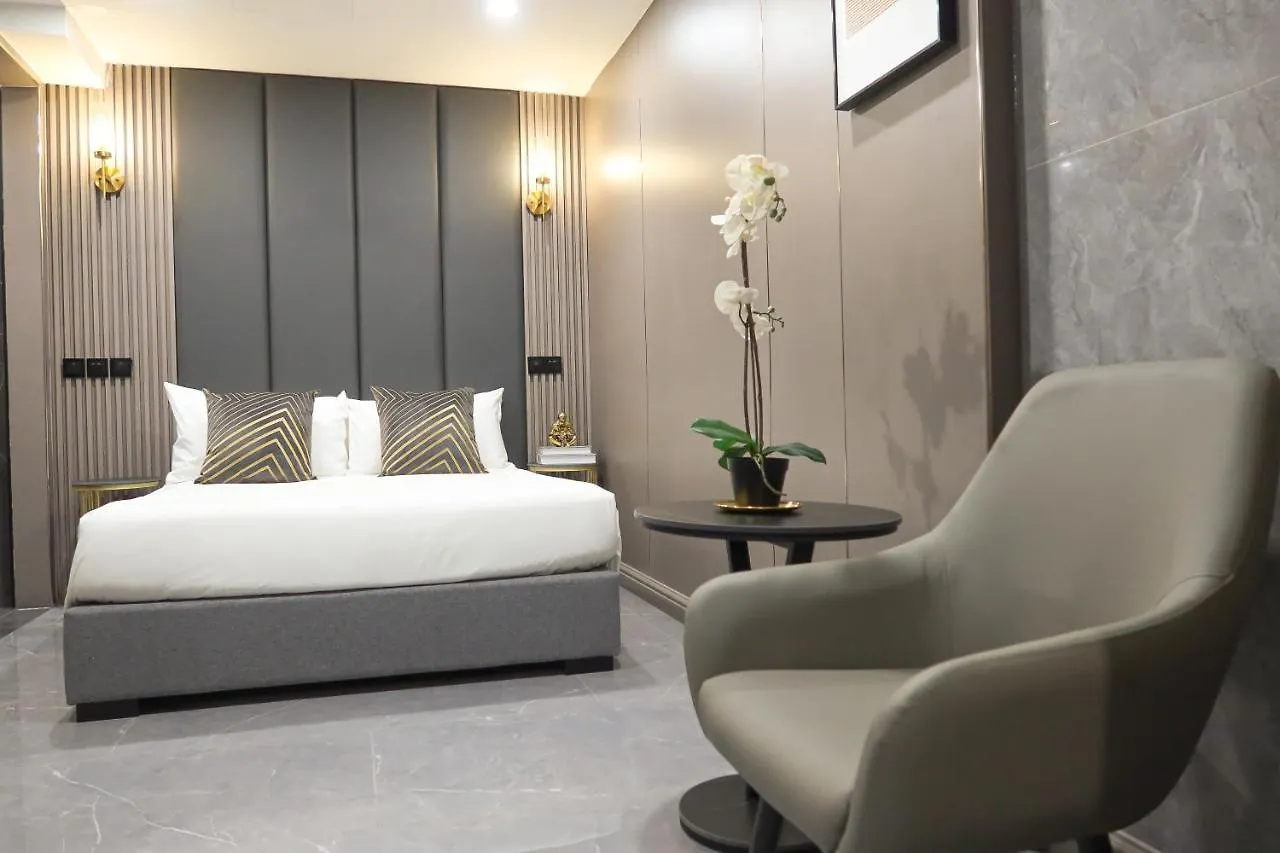 Recharge Studio Apartment & Suites Szingapúr