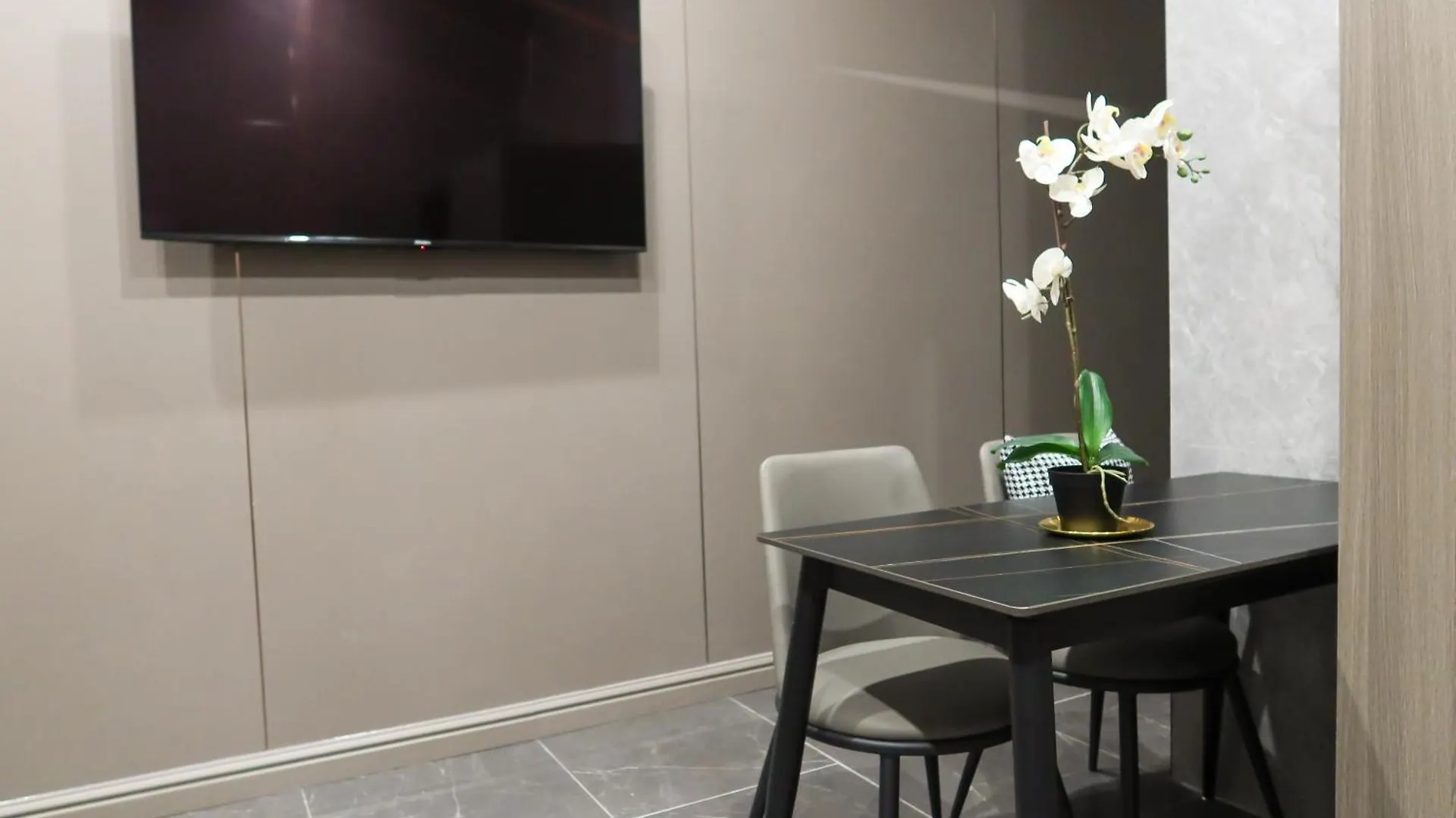 Recharge Studio Apartment & Suites 新加坡